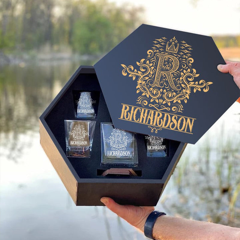 RICHARDSON - WHISKEY SET (Wooden box + Decanter + 4 Glasses + 4 Coasters), Perfect Father's Day Gift For Dad & Grandpa